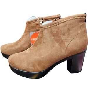 Hawkwell Light Brown Faux Suede Ankle Booties – Size 9.5 New in Box